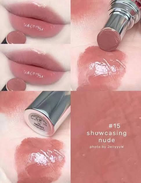 YSL No.15 白桃粉紅 Showcasing Nude